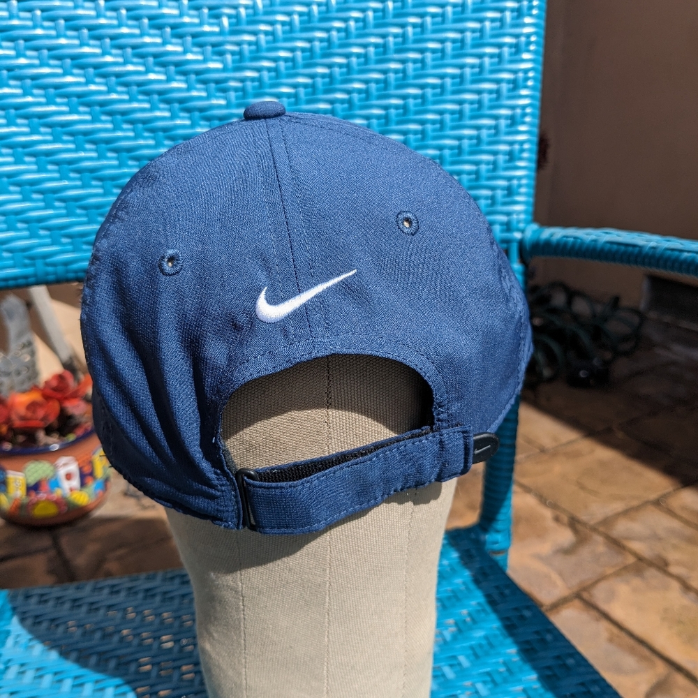 Nike cap - Picture 2 of 5